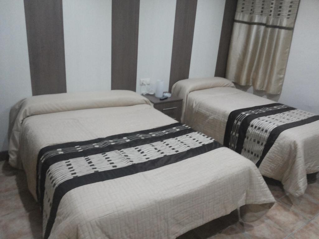 Hostal El Duende Blanco Сьерра-Невада Номер фото