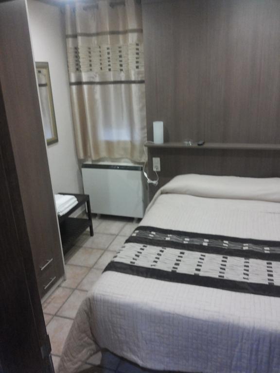 Hostal El Duende Blanco Сьерра-Невада Номер фото