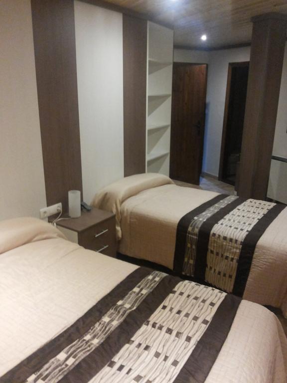 Hostal El Duende Blanco Сьерра-Невада Номер фото